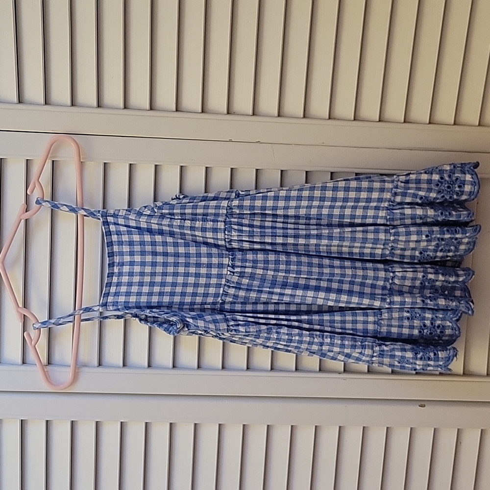 Girls dress